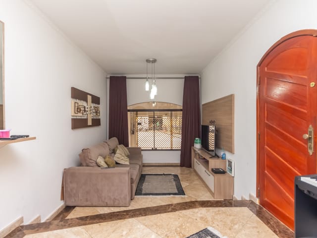 Foto do Sobrado - Sobrado para venda em Jardim Guanca com 3 quartos, sendo 1 suíte , 190m² | Correteria Imóveis