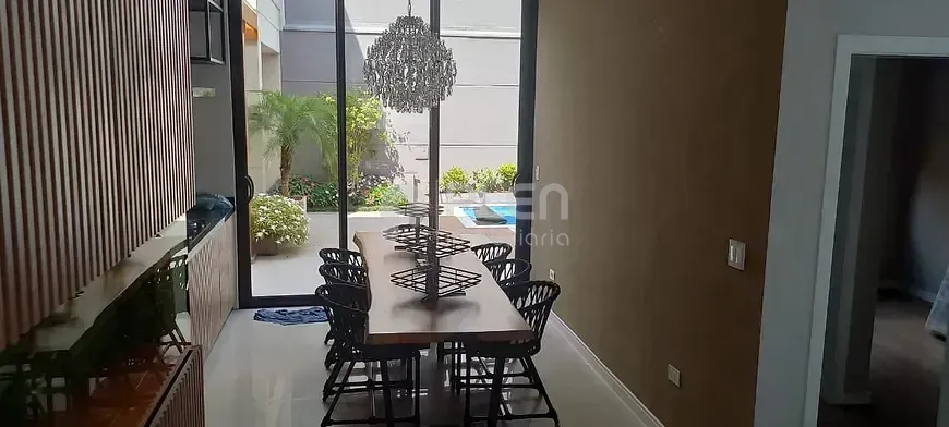 Casa de 4 quartos à venda em Jardim Virginia Bianca, São Paulo