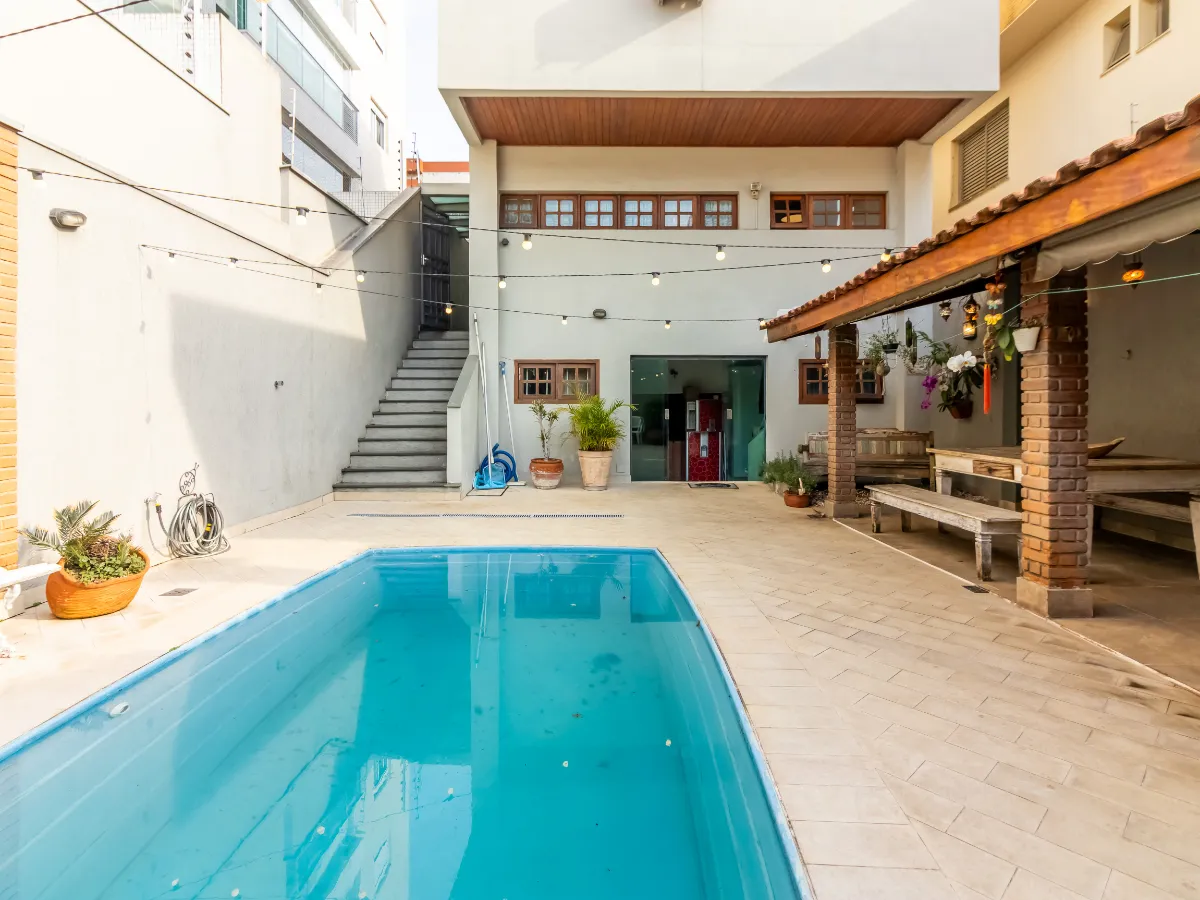 Sobrado para venda em Saúde com 4 quartos, sendo 4 suítes, 220m²