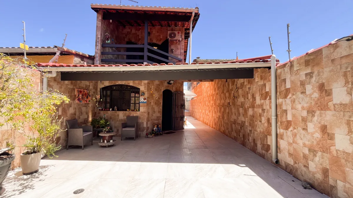 Sobrado para venda em Cibratel II com 2 quartos, sendo 2 suítes, 150m²