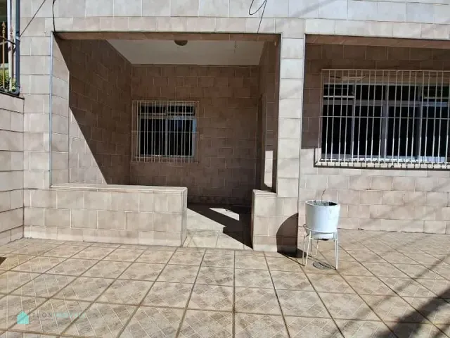 Sobrado com 138m² 4 quartos e 2 banheiros, à venda, no bairro Vila Cruz das Almas em São Paulo