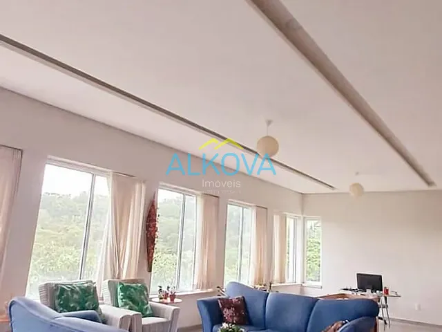 Sobrado com 1512m² 4 quartos e 6 banheiros, à venda, no bairro Condomínio Residencial Mirante do Vale em Jacareí