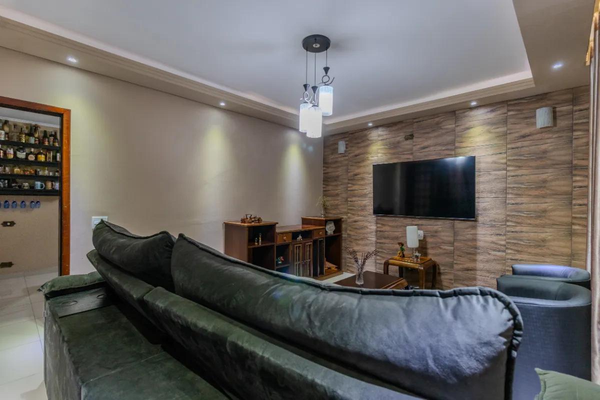 Sobrado para venda em Assunção com 4 quartos, sendo 1 suíte, 201m²