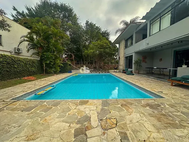 Sobrado 5 quartos e 7 banheiros, à venda ou para alugar, no bairro Alto de Pinheiros em São Paulo