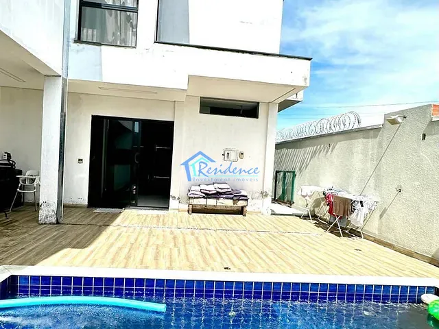 Sobrado com 190m² 3 quartos e 2 banheiros, à venda, no bairro Residencial Parque Imperial em Salto