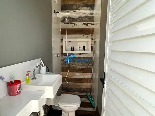 Sobrado com 190m² 3 quartos e 2 banheiros, à venda, no bairro Residencial Parque Imperial em Salto