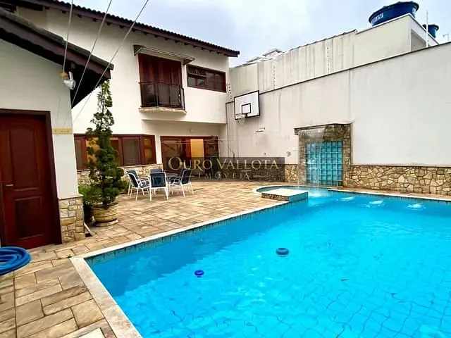 Sobrado com 300m² 4 quartos e 7 banheiros, à venda, no bairro Vila Lúcia em São Paulo