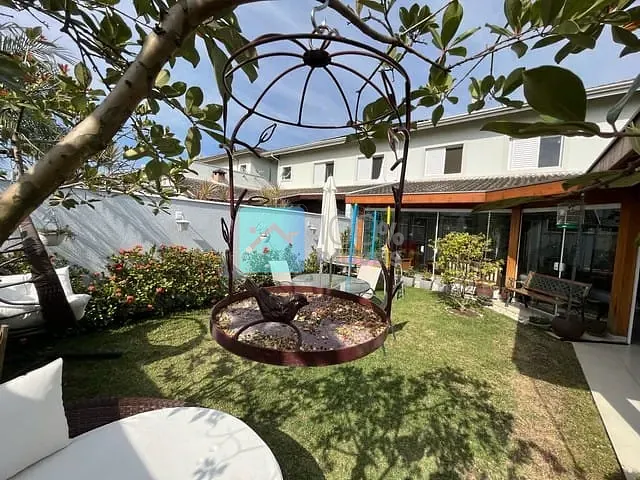 Sobrado com 250m² 3 quartos e 4 banheiros, à venda, no bairro Loteamento Villa Branca em Jacareí