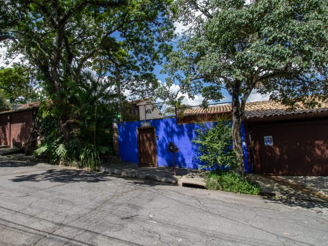 Foto do Sobrado - Sobrado para venda em Instituto de Previdência com 3 quartos , 340m² | Lares e Andares Imóveis