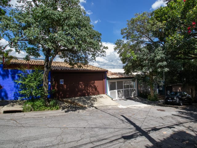 Foto do Sobrado - Sobrado para venda em Instituto de Previdência com 3 quartos , 340m² | Lares e Andares Imóveis