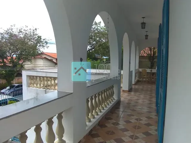 Sobrado com 450m² 3 quartos e 4 banheiros, à venda, no bairro Jardim Esplanada em São José dos Campos