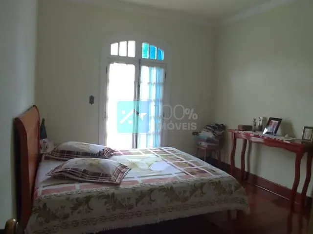 Sobrado com 450m² 3 quartos e 4 banheiros, à venda, no bairro Jardim Esplanada em São José dos Campos
