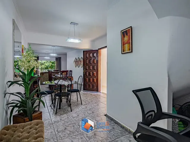 Sobrado com 126m² 3 quartos e 2 banheiros, à venda, no bairro Parque São Domingos em São Paulo