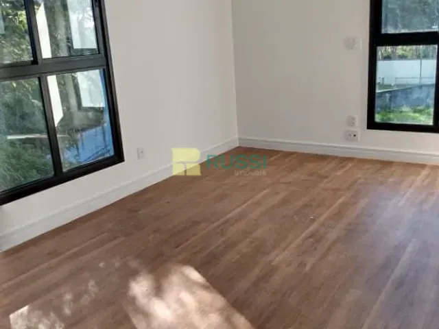 Sobrado com 1006m² 4 quartos e 4 banheiros, à venda, no bairro Tapanhão em Jambeiro