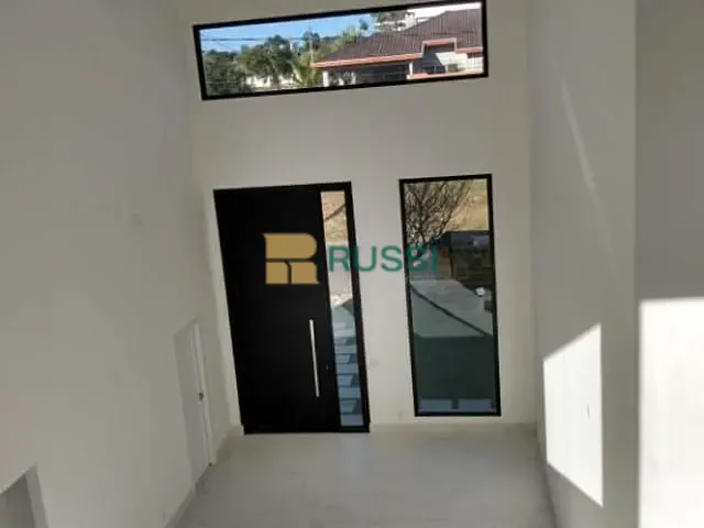 Sobrado com 1006m² 4 quartos e 4 banheiros, à venda, no bairro Tapanhão em Jambeiro