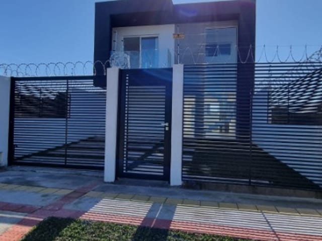 Foto do Sobrado - Sobrado à venda no Loteamento Domingos de Almeida, Pelotas. 3 quartos (1 suíte), sala, cozinha, churrasqueira, e mais. Excelente oportunidade! | UP Imóveis