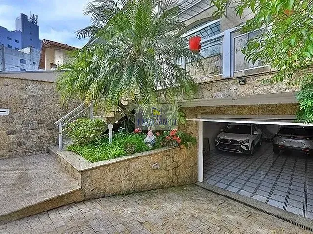 Sobrado com 260m² 3 quartos e 5 banheiros, à venda, no bairro Jardim Wallace Simonsen em São Bernardo do Campo
