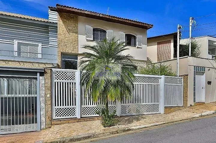 Sobrado, 3 quartos, 260 m² - Foto 1