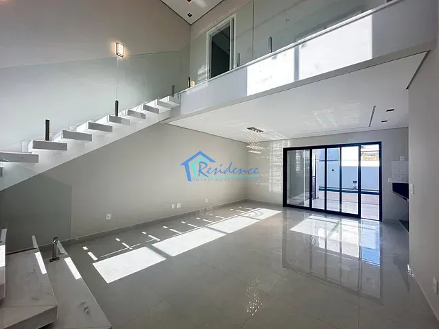 Sobrado com 218m² 2 quartos e 4 banheiros, à venda, no bairro Vila Rubens em Indaiatuba