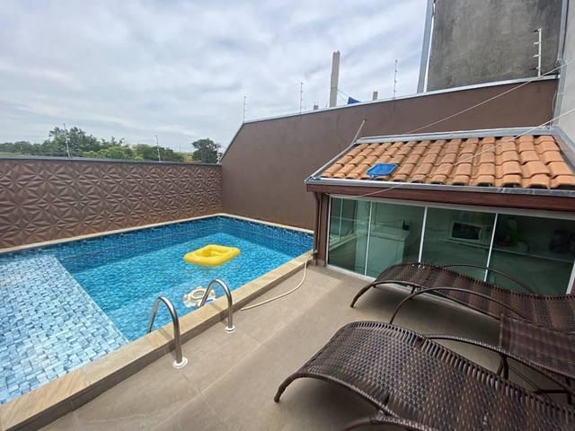 Foto do Sobrado - Sobrado com 4 dormitórios à venda, 129 m² por R$ 480.000,00 - Jardim São José Leste - São José dos Campos/SP | INDEPENDENCE NEGOCIOS IMOBILIARIOS LTDA