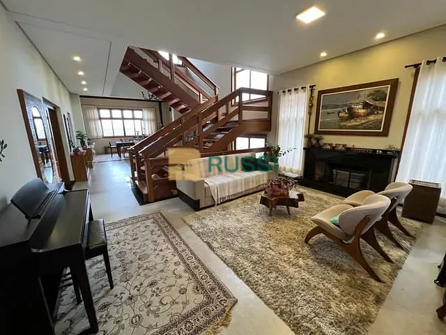 Sobrado com 451m² 4 quartos e 6 banheiros, à venda, no bairro Urbanova em São José dos Campos