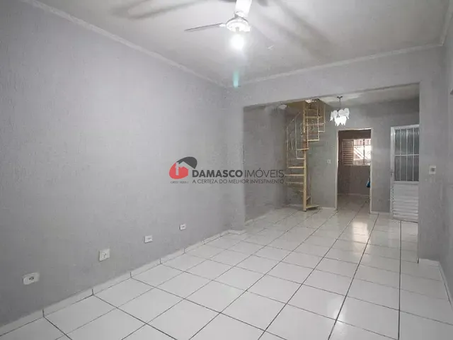 Sobrado com 120m² 2 quartos e 1 banheiro, à venda, no bairro Vila Reis em São Paulo