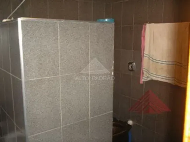Sobrado 2 quartos e 1 banheiro, à venda, no bairro Parque das Américas em Mauá