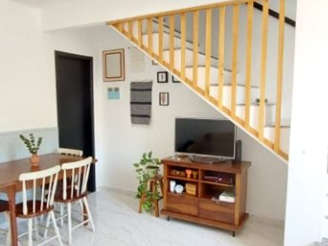 Foto do Sobrado - Sobrado com 2 dormitórios à venda, 93 m² por R$ 295.000,00 - Residencial Bosque dos Ipês - São José dos Campos/SP | RUSSI IMÓVEIS