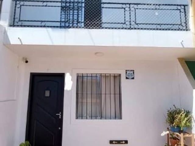 Foto do Sobrado - Sobrado com 2 dormitórios à venda, 93 m² por R$ 295.000,00 - Residencial Bosque dos Ipês - São José dos Campos/SP | RUSSI IMÓVEIS