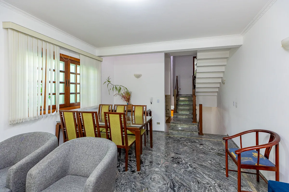 Sobrado para venda em Vila Romano com 3 quartos, sendo 1 suíte , 196m²