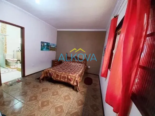 Sobrado com 300m² 3 quartos e 2 banheiros, à venda, no bairro Residencial Bosque dos Ipês em São José dos Campos