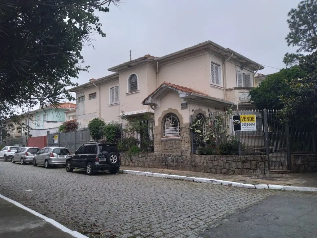 Sobrado para venda em Mirandópolis com 3 quartos, sendo 1 suíte, 340m²