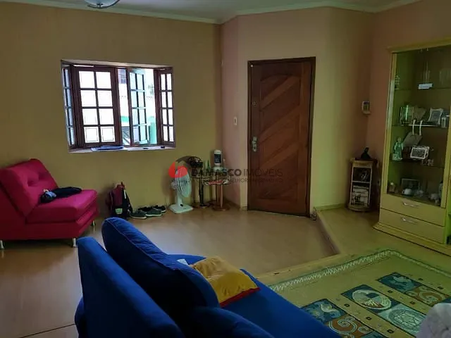 Sobrado com 323m² 4 quartos e 3 banheiros, à venda, no bairro Vila Linda em Santo André