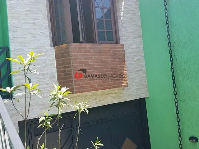 Sobrado com 323m² 4 quartos e 3 banheiros, à venda, no bairro Vila Linda em Santo André
