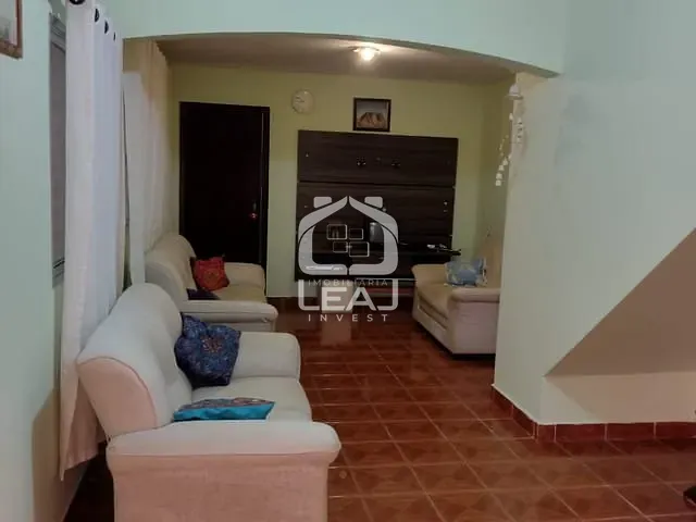 Sobrado com 172m² 5 quartos e 2 banheiros, à venda, no bairro Jardim Capão Redondo em São Paulo