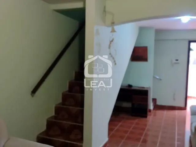 Sobrado com 172m² 5 quartos e 2 banheiros, à venda, no bairro Jardim Capão Redondo em São Paulo