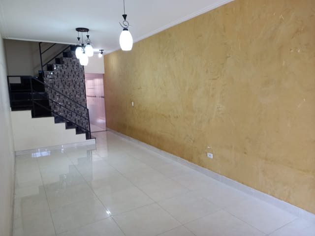 Foto do Sobrado - SOBRADO Á VENDA 90m² - 3 DORMITÓRIOS VAGA -  SACADA - CHURRASQUEIRA - ÓTIMO ACABAMENTO no Jardim Vila Formosa, São Paulo, Sp | Rocha Marqueze Imóveis