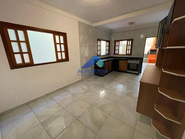 Sobrado com 125m² 3 quartos e 3 banheiros, para alugar, no bairro Jardim Alvorada em São José Dos Campos