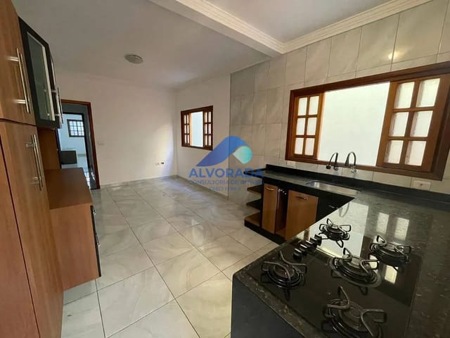 Sobrado com 125m² 3 quartos e 3 banheiros, para alugar, no bairro Jardim Alvorada em São José Dos Campos