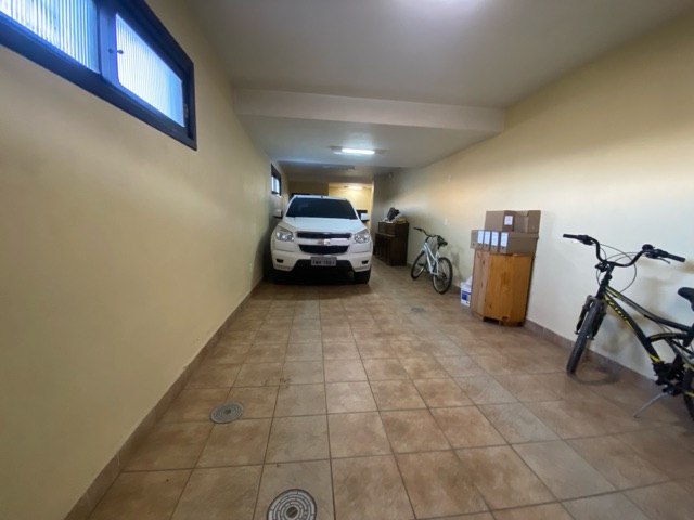 Casa 4 quartos e 2 banheiros, à venda, no bairro Três Vendas em Pelotas