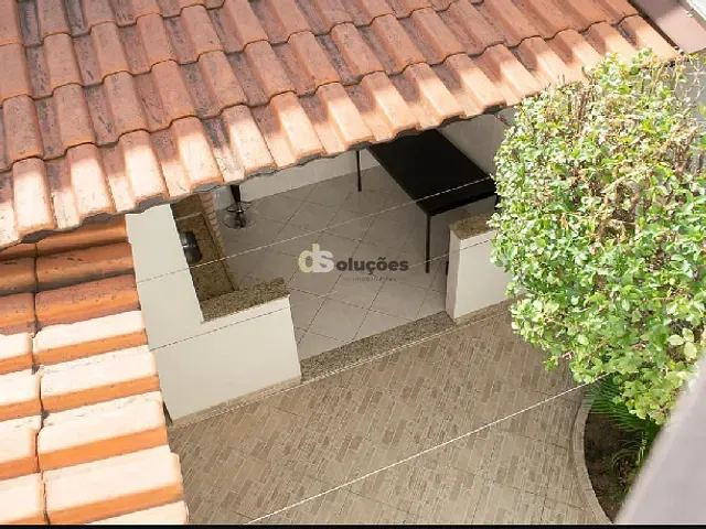 Sobrado 2 quartos e 2 banheiros, à venda, no bairro Vila Paulicéia em São Paulo