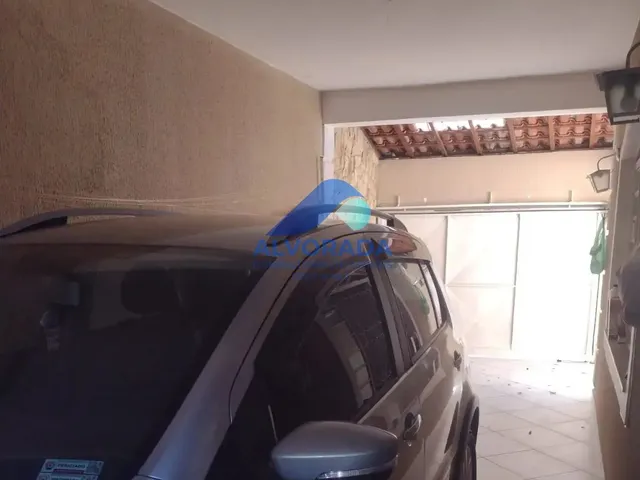 Sobrado com 125m² 3 quartos e 2 banheiros, à venda, no bairro Vila Tatetuba em São José Dos Campos