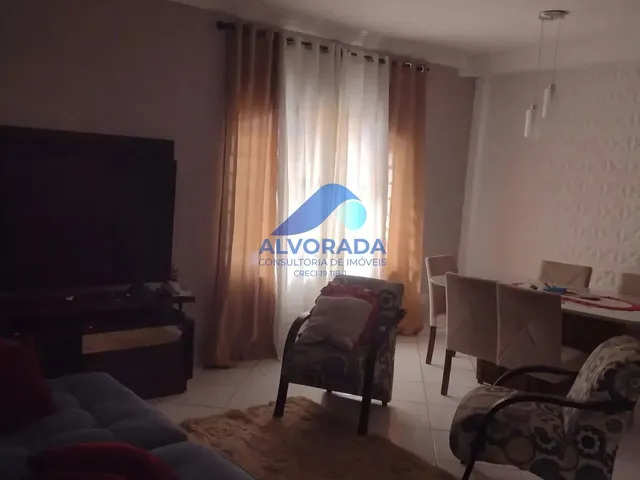 Sobrado com 125m² 3 quartos e 2 banheiros, à venda, no bairro Vila Tatetuba em São José Dos Campos