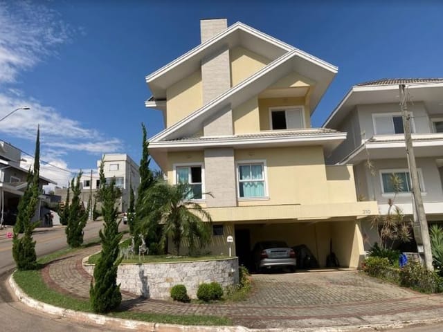 Foto do Sobrado - Sobrado com 3 dormitórios à venda, 283 m² por R$ 1.500.000,00 - Condomínio Residencial Mantiqueira - São José dos Campos/SP | INDEPENDENCE NEGOCIOS IMOBILIARIOS LTDA