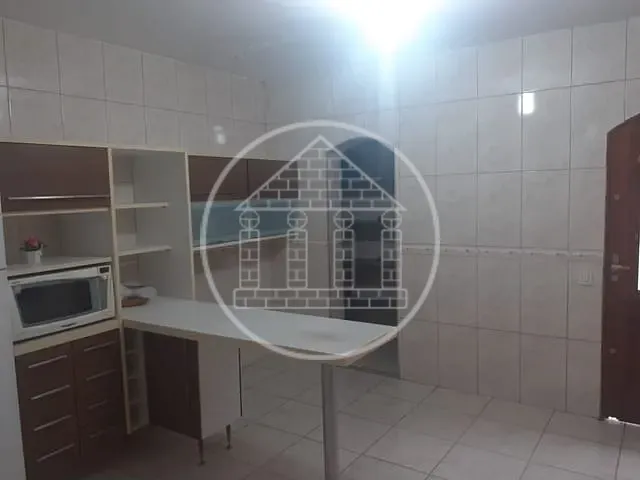 Sobrado com 176m² 3 quartos e 2 banheiros, à venda ou para alugar, no bairro Conjunto Residencial Salvador Tolezani em São Paulo