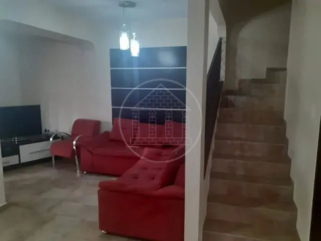 Sobrado com 176m² 3 quartos e 2 banheiros, à venda ou para alugar, no bairro Conjunto Residencial Salvador Tolezani em São Paulo