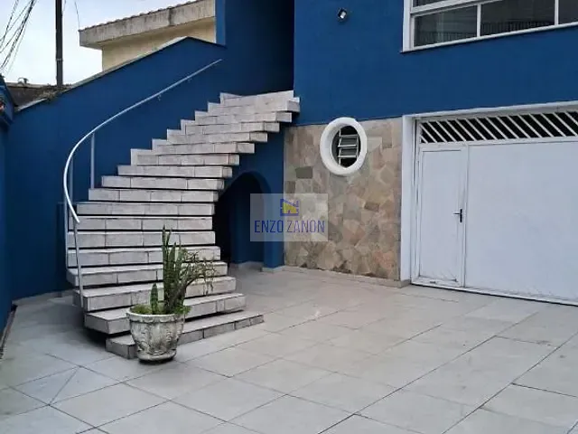 Sobrado com 250m² 4 quartos e 1 banheiro, à venda, no bairro Santa Terezinha em São Bernardo do Campo
