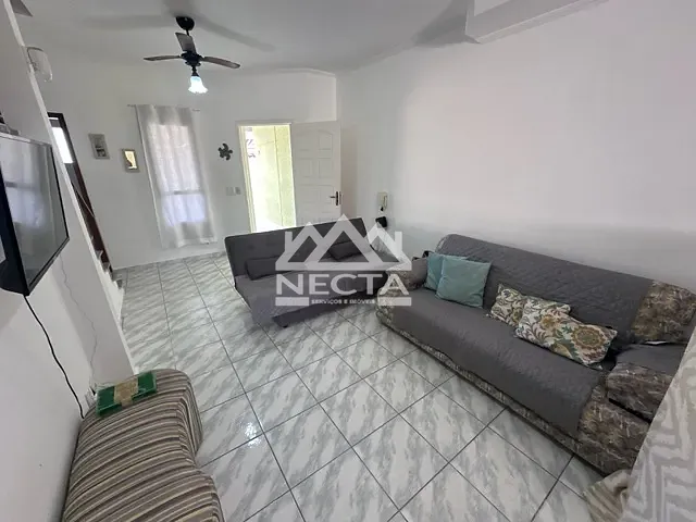 Sobrado com 98m² 3 quartos e 3 banheiros, à venda, no bairro Sumaré em Caraguatatuba