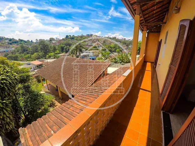 Sobrado com 400m² 3 quartos e 3 banheiros, à venda, no bairro Jardim Novo Parelheiros em São Paulo