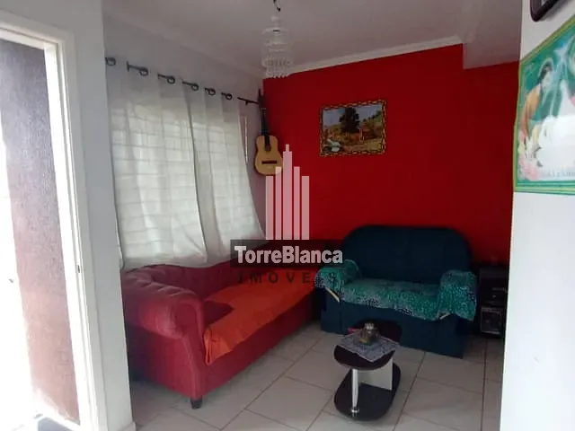 Sobrado 3 quartos e 2 banheiros, à venda, no bairro Boa Vista em Ponta Grossa